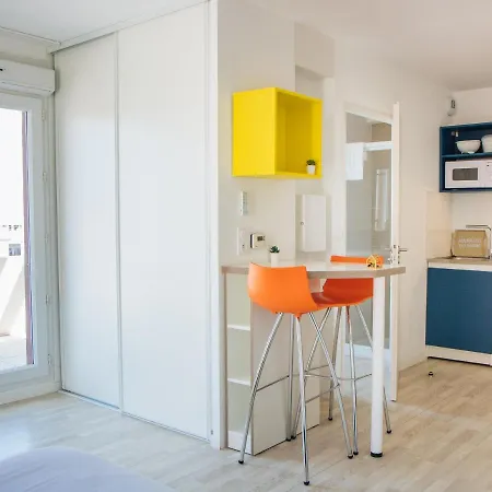Twenty Business Flats Trigone Aparthotel Nimes