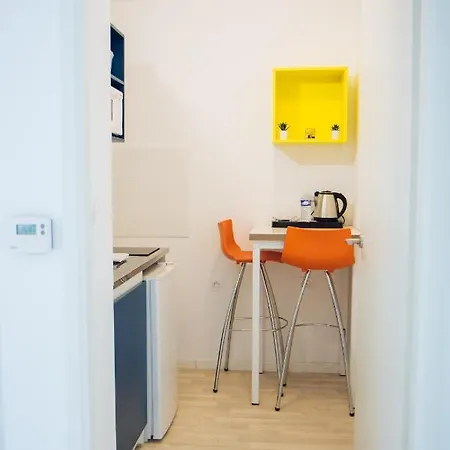 Aparthotel Twenty Business Flats Trigone